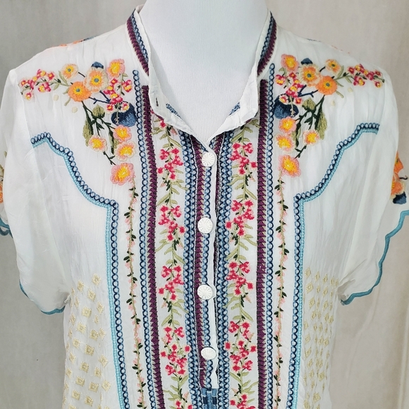 Johnny Was Tunic Top Embroidered Moji In White Boho Flowy Semi Sheer Size M - Picture 6 of 12